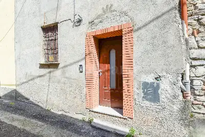 Casa Indipendente in vendita, Via Cesare Battisti, Cernobbio