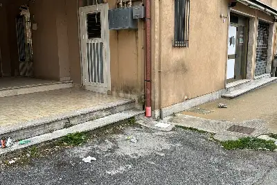 Attività Commerciale in affitto, Via della Repubblica, Contigliano