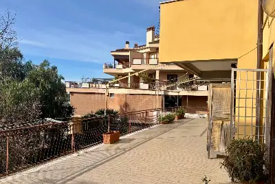 Casa in vendita, Viale Giuseppe Serrecchia, Monterotondo