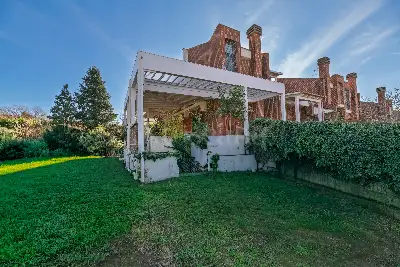 Villino a Schiera in vendita, Via Cardinale Giacomo Lercaro , Roma