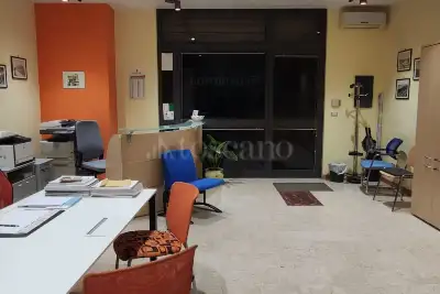 Negozio in vendita, Via Ragusa Moleti, Palermo