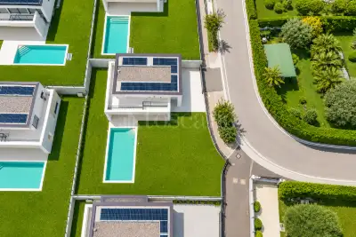Villa in vendita, Via San Sivino, Moniga del Garda