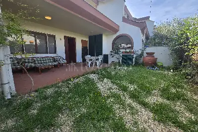 Villa Plurifamiliare in vendita, Piazzale Garda, Santa Marinella