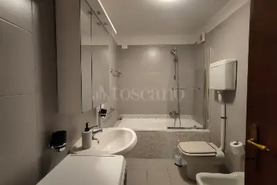 Casa in vendita, Via San Maurilio, Milano