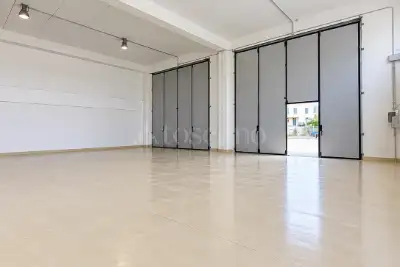 Capannone in vendita, Via Predda Niedda Strada 42 , Sassari