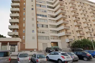 Magazzino in vendita, Via Mariano D'Amelio, Palermo
