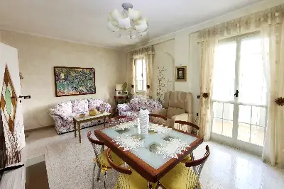 Casa in vendita, Via Francesco Scarafile, Latiano