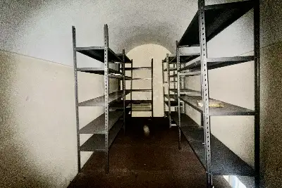 Negozio in affitto, Via Fratelli Giovanni e Giulio Pagano, Caserta