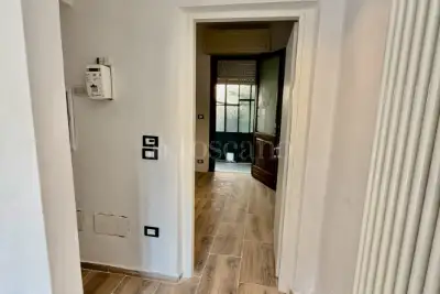 Villino a Schiera in vendita, Via Nona, Brescia