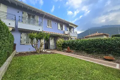 Villino a Schiera in vendita, Via Angelo Canossi, Villa Carcina