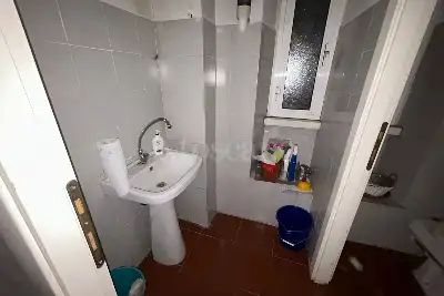 Negozio in vendita, Via Fonteiana, Roma