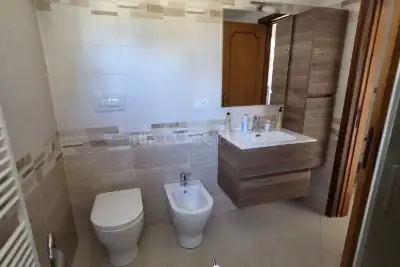 Casa Indipendente in vendita, Via Fiume Tavo, Cappelle sul Tavo