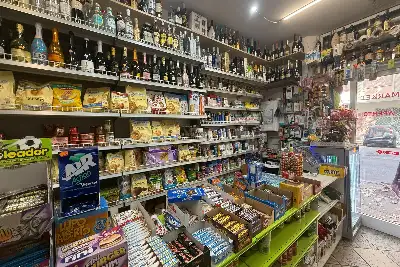 Negozio in vendita, Corso Duca di Genova, Roma