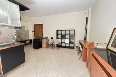 Casa in vendita, Via Guido Guinizelli, Roma