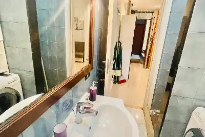 Magazzino in vendita, Via Giulio Salvadori , Roma