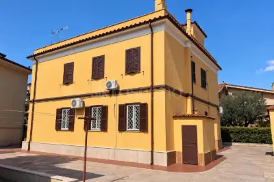 Casa in vendita, Via Verbicaro, Roma