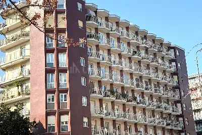 Casa in vendita, Via Giovanni Cagliero, Milano