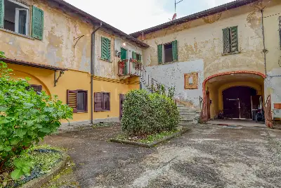 Casa in vendita, Via Statale, Marchirolo