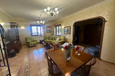 Villa in vendita, Via Afrodite, Pomezia