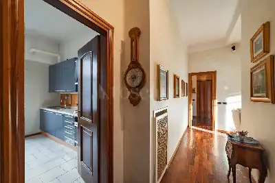 Casa in vendita, Viale Certosa 16, Milano