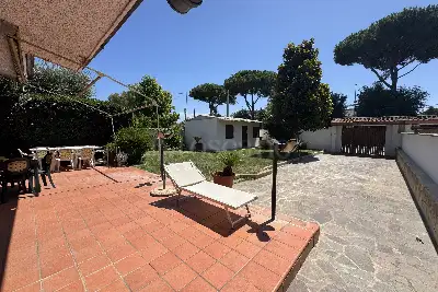 Villa in vendita, Via Cesare Pascucci, Roma