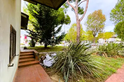 Villa in vendita, Via Berlinguer 2 , Martinsicuro