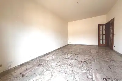 Palazzo in vendita, Via Don Luigi Orione, Reggio di Calabria