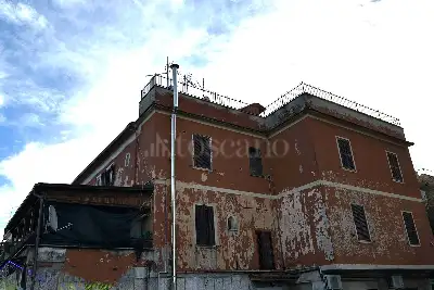 Casa in vendita, Via Luca Ghini, Roma