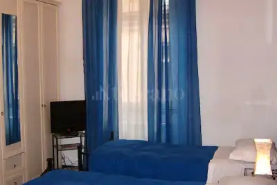 Attività Commerciale in vendita, Via Rasella, Roma