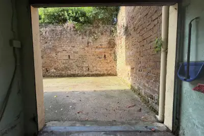 Box in vendita, Piazza Lapo Gianni, Roma
