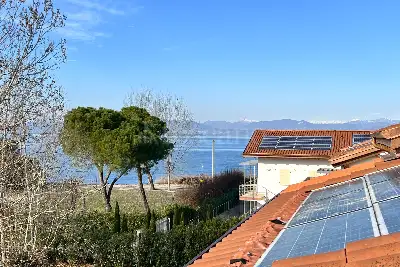 Casa in vendita, Lungolago Giuseppe Garibaldi, Peschiera del Garda