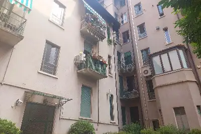 Casa in vendita, Via Giovanni da Procida, Milano