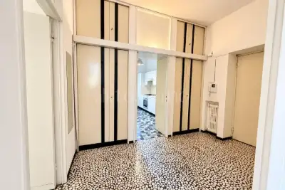 Casa in vendita, Via Carlo Vittadini, Milano