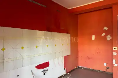 Villino a Schiera in vendita, Via Salvatore Quasimodo, Valverde