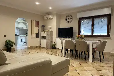 Casa in vendita, Via Antonio Zotti, Roma