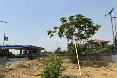 Agricolo in vendita, Via Corridoni Filippo, Gravina di Catania