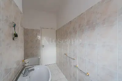 Casa in vendita, Via Pellegrino Matteucci, Roma