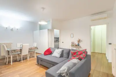 Casa in vendita, Via Raffaello Sanzio, Milano