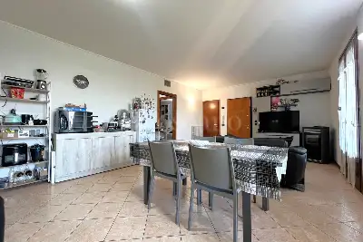 Casa in vendita, Via Castelletto, Pozzolengo