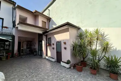 Casa Indipendente in vendita, Via San Giovanni Bosco, Borgosatollo