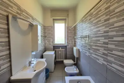 Casa in vendita, Via G. Cesare, Cantù