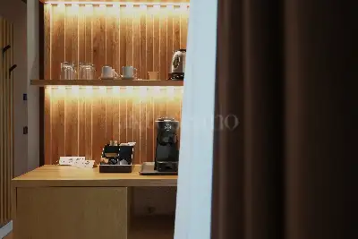 Albergo in vendita, Via Lazzarini, Sirmione