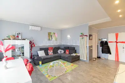 Casa in vendita, Via Resegone, Rogeno