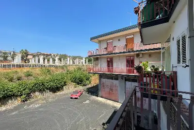 Casa in vendita, Viagrande - Giuseppe Garibaldi, Viagrande