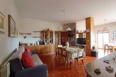 Casa Indipendente in vendita, Via Firenze, San Giovanni la Punta