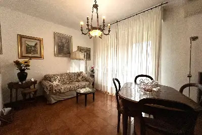 Casa in vendita, Via San Vigilio, Milano