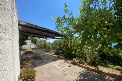 Casa Indipendente in vendita, Via Nazionale, Letojanni