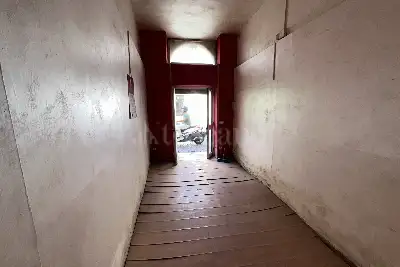 Negozio in vendita, Via G. B. Vico, Caserta