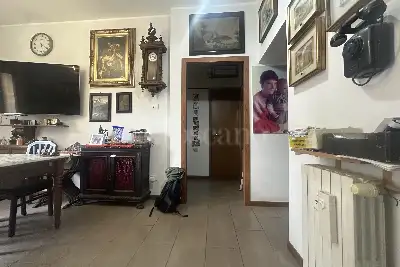 Casa in vendita, Via Paolo Lomazzo 3-5, Milano