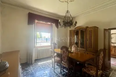 Casa Indipendente in vendita, Via dell'Alloro, Prato